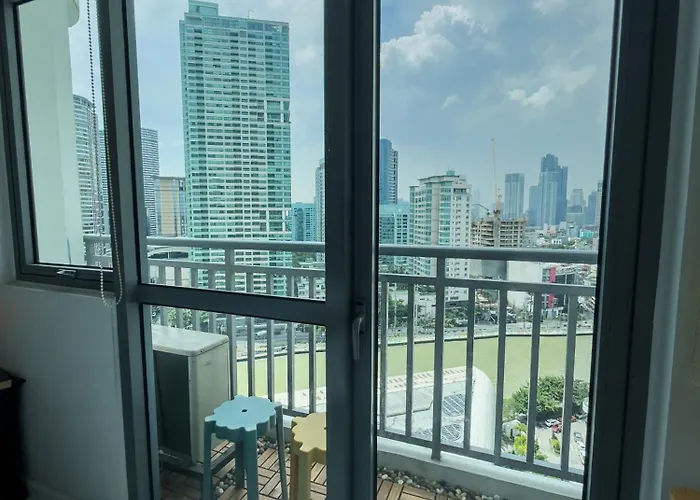 Unique And Quiet Unit In Mandaluyong Or Makati With Fast Wifi & View Aparthotel *